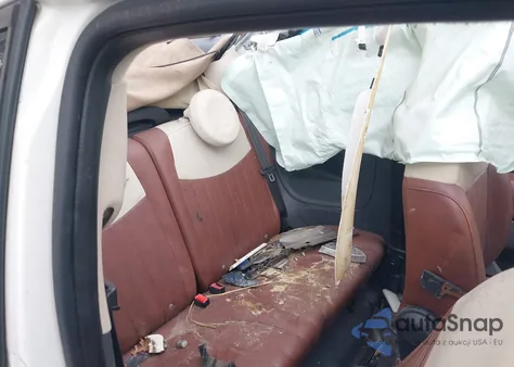 2015 Fiat 500C Lounge z USA, uszkodzony, nr VIN 3C3CFFERXFT568892